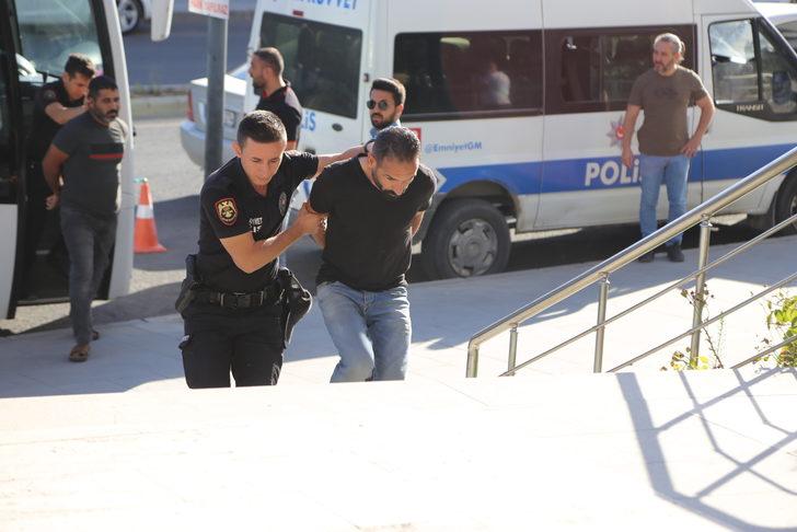 Nevşehir'deki uyuşturucu operasyonunda yakalanan 33 şüpheli adliyede G5