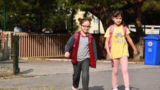 Düzce, Karabük, Bolu ve Kocaeli'de öğrenciler okullarıyla buluştu