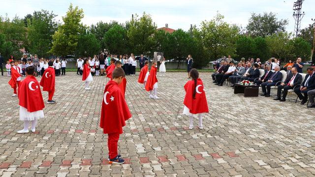 Milli Eğitim Bakan Yardımcısı Nazif Yılmaz, Tekirdağ'da eğitim öğretim yılı açılışına katıldı
