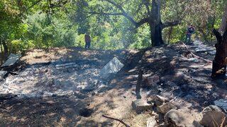 Artvin'de çıkan yangında 3 ev, 3 samanlık zarar gördü