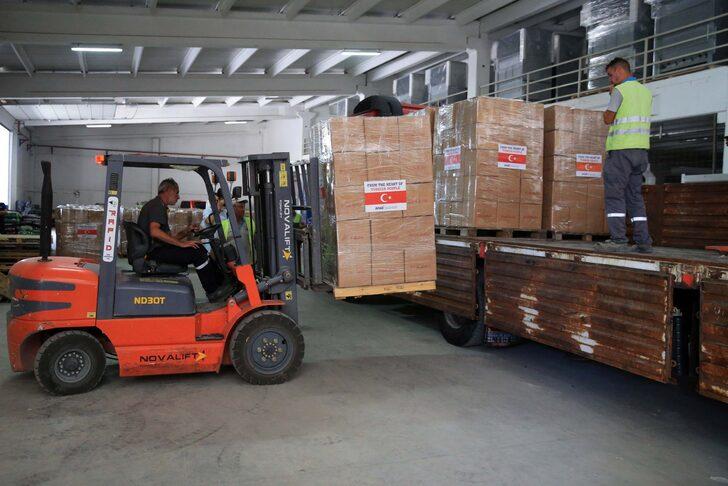 Pakistan'daki selzedeler için Uşak'tan iki araçla yardım gönderildi G4