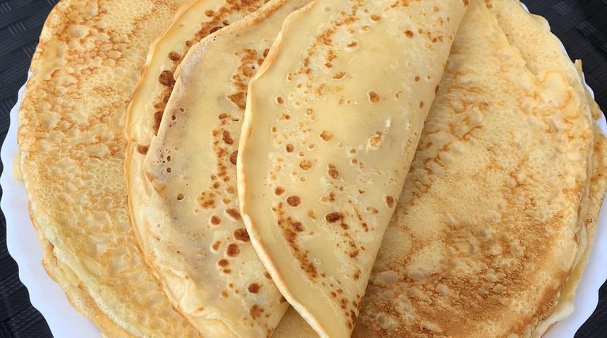 Kokusu acıktırıyor! Kahvaltılık krep nasıl yapılır? En basit krep tarifi