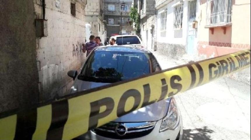 Gaziantep'te polise silahlı saldırı, GATA'da bir asker şehit