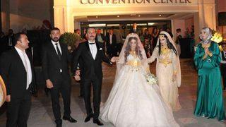 Yok böyle düğün! Tam 5 milyon liralık takı takıldı