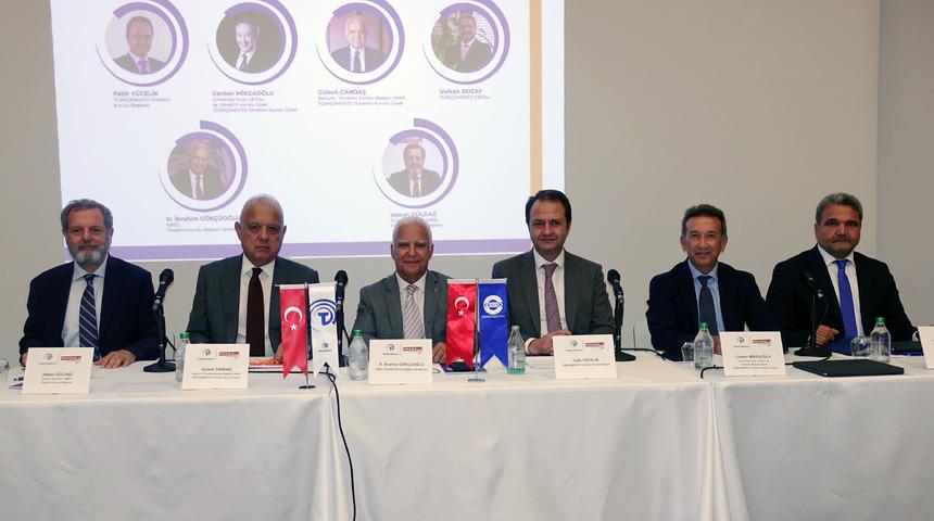 TÜRKÇİMENTO Anadolu Buluşmaları'nın altıncısı İzmir'de yapıldı