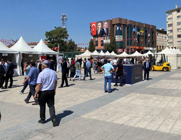 Kırşehir'de farklı illerin ürünlerinin sergilendiği Ahiler Çarşısı açıldı G5