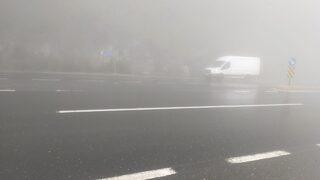 Bolu Dağı'nda sis ve sağanak nedeniyle görüş mesafesi azaldı