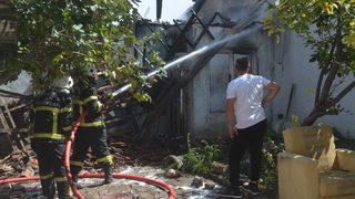 Amasya'da iki evde çıkan yangın söndürüldü