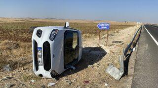 Mardin'de iki hafif ticari aracın çarpışması sonucu 4 kişi yaralandı