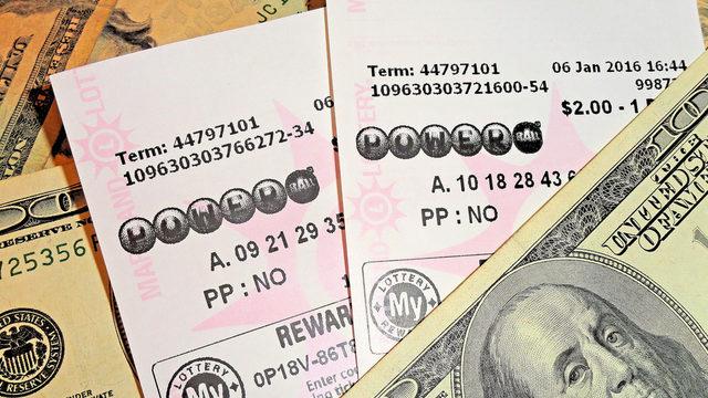 Piyangodan 600 dolar kazandığını zannetmişti! Duydukları karşısında adeta şok oldu... Piyango ofisinden milyoner olarak çıktı