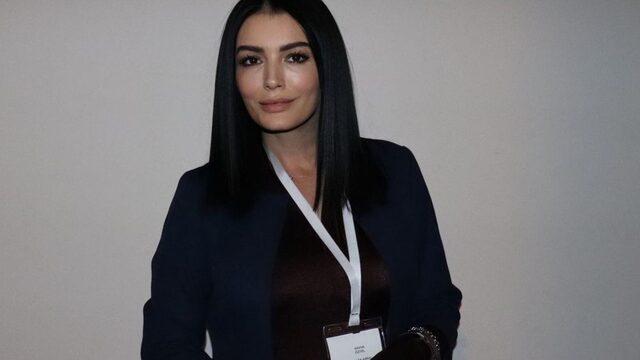 Aleyna Tilki'nin annesi Havva Öztel'den göbeği açık poz! Görenler, Aleyna'nın ablası dedi