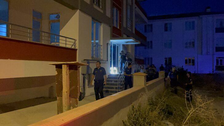 Erzincan'da karısını öldüren kişi polis merkezine giderek teslim oldu G4