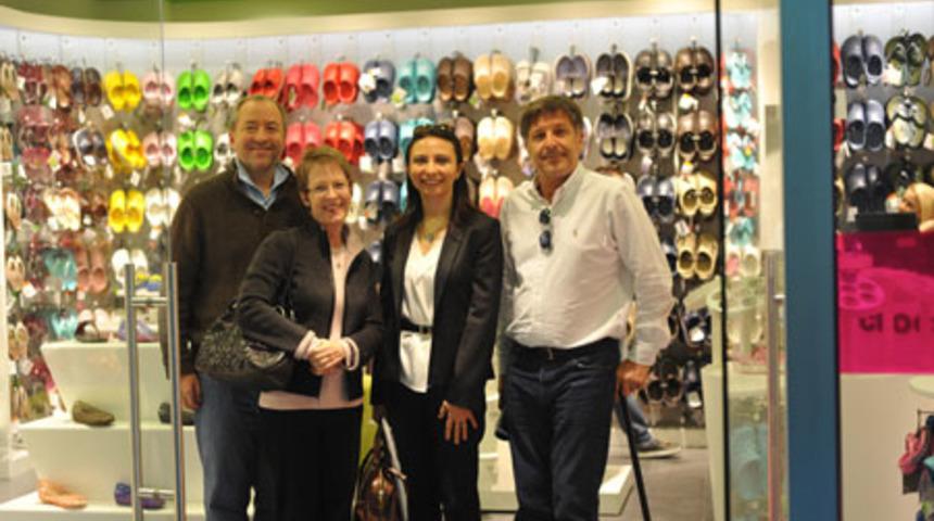 Crocs'um Yok Diye &Uuml;z&uuml;lme