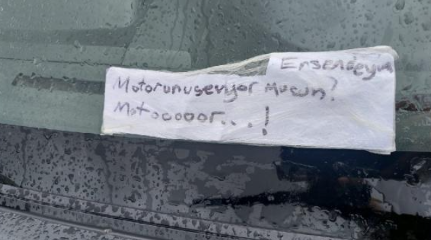 Akademisyenin sileceğine not bırakıp tehdit ettiler! Akılalmaz sözler: 'Ensendeyim, motor'