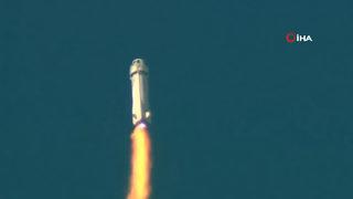 Jeff Bezos'a ait uzay şirketi Blue Origin'in aracı böyle düştü: Kapsül roketten ayrıldı