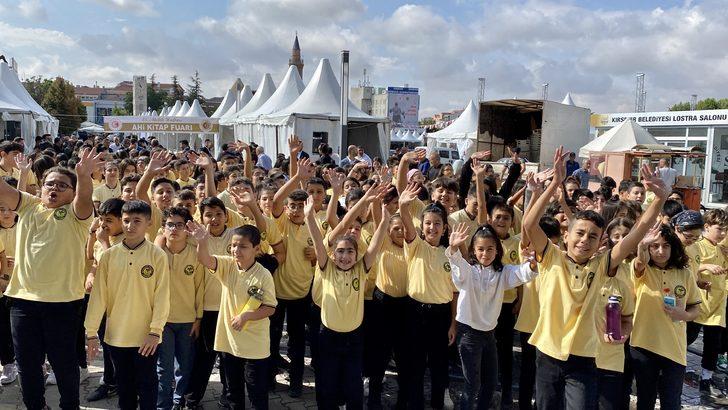 Kırşehir'de Ahi Kitap Fuarı açıldı G3
