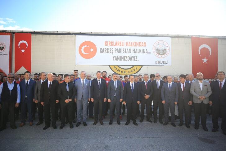 Tekirdağ Büyükşehir Belediyesi önünde "protesto alanı" oluşturuldu G5