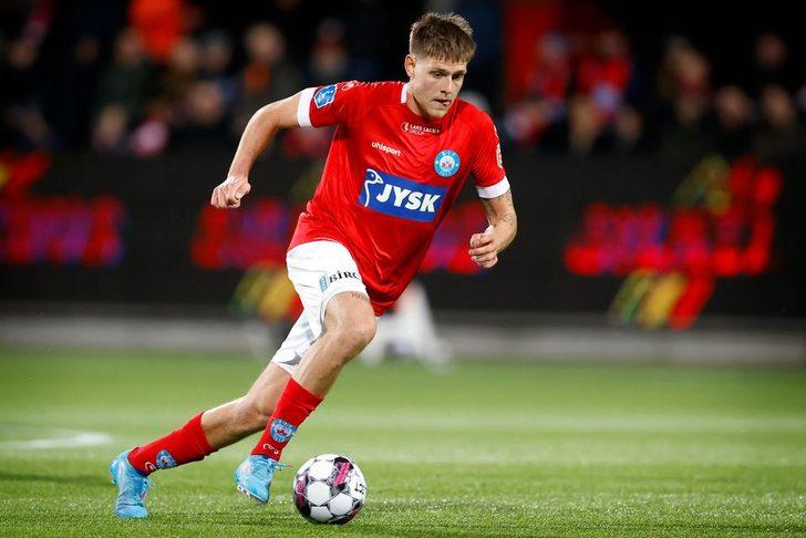 Fenerbahçe'yi reddetti, kahraman oldu! Adına besteler yapıldı G3