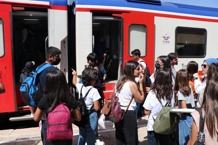 Çocukların hayallerindeki tren seyahati Doğu Ekspresi ile gerçekleşti G3