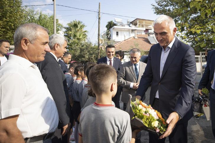 Kültür ve Turizm Bakanı Ersoy'dan "Kültürel Miras Koruyucuları Projesi" açıklaması: (2) G1