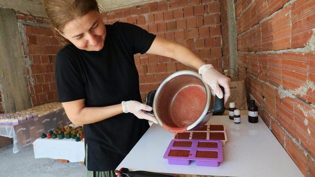 Hamsinin şimdi de sabunu yapıldı! Müşteriler 'hamsi gibi kokmak istiyorum' diyor