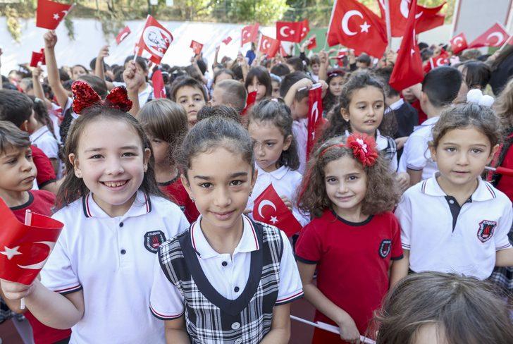 Ataşehir'de eğitim öğretim yılı açılış töreni düzenlendi G4