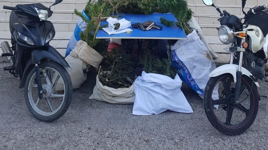 Kırklareli'nde hırsızlık ve uyuşturucu operasyonunda 10 kişi yakalandı