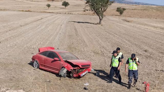 GÜNCELLEME - Denizli'de takla atan otomobildeki 2 kişi öldü, 1 kişi yaralandı