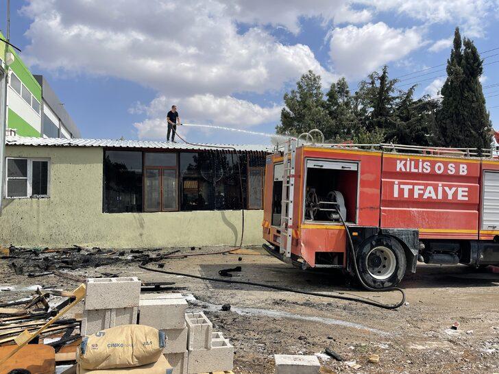 Kilis'te fabrikada çıkan yangın söndürüldü G2