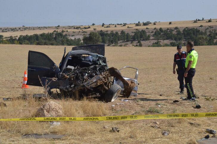 Karaman'da otomobilin devrilmesi sonucu 4 kişi yaralandı G2