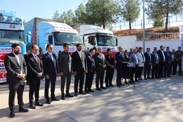 Diyarbakır'dan Pakistan'daki sel bölgesine 12 tır yardım gönderildi G3