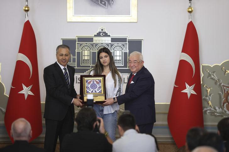 İstanbul Valiliğinde "Şed Kuşanma Töreni" düzenlendi G2