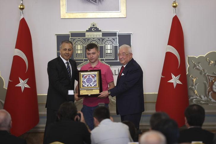 İstanbul Valiliğinde "Şed Kuşanma Töreni" düzenlendi G3