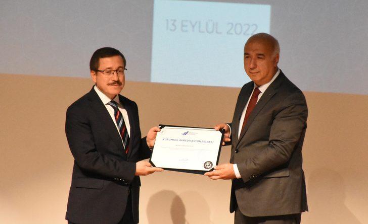 İnönü Üniversitesine "Kurumsal Akreditasyon Belgesi" verildi G5