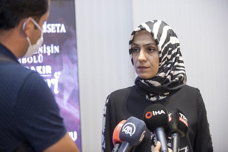 Evladını terör örgütünden kurtaran Ayşegül Biçer: "Annelerimizin feryadına ortak olalım" G1