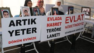 Diyarbakır annelerinden çocuklarına teslim ol çağrısı