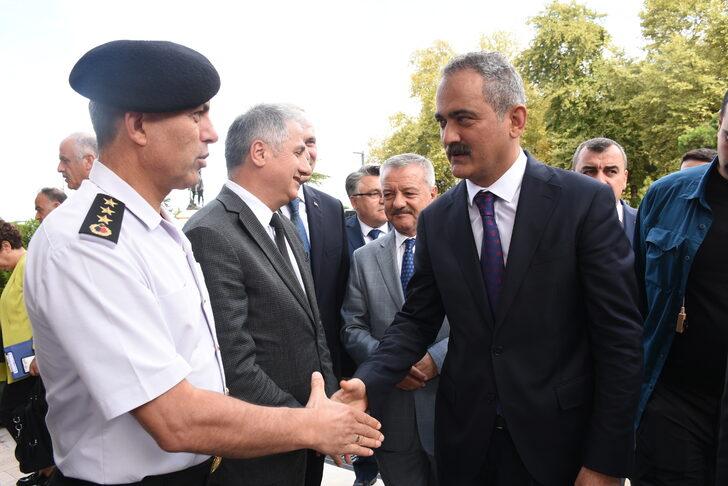 Milli Eğitim Bakanı Özer, Zonguldak'ta lise açılışına katıldı: G3