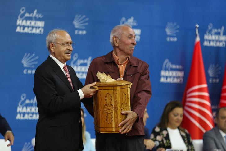 CHP Genel Başkanı Kılıçdaroğlu, Sakarya'da partisinin grup toplantısında konuştu: (2) G3