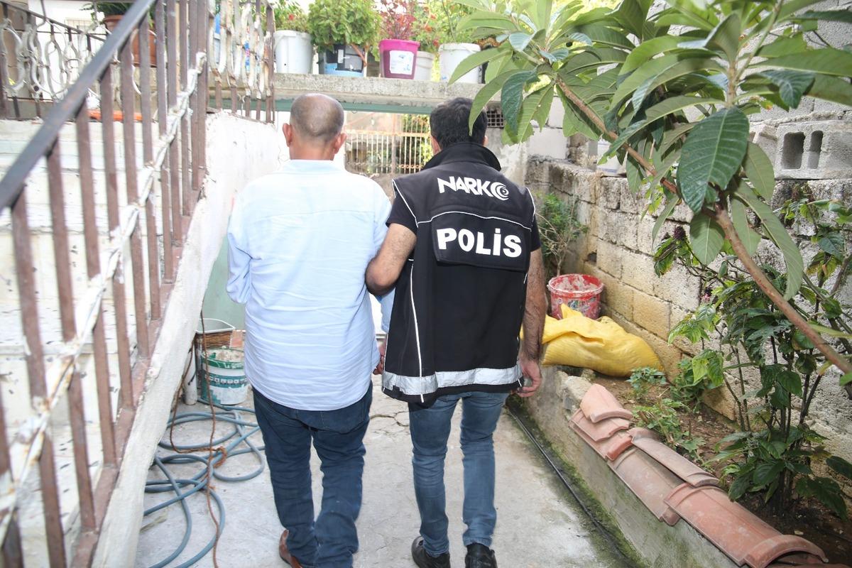 Hatay'da uyuşturucu operasyonunda 55 ş&uuml;pheli yakalandı
