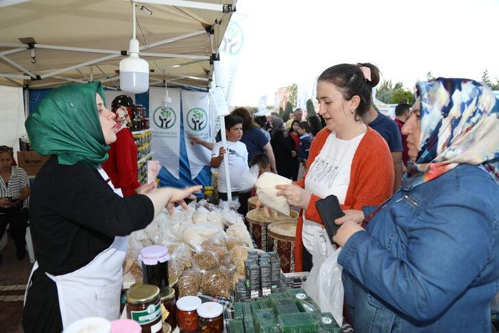 Uluslararası Çubuk Turşu ve Kültür Festivali'nde 500 ton turşu satıldı G4