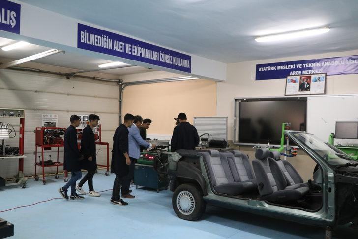 Erzurum'da meslek liseli öğrenciler Finlandiya'da egzoz emisyon stajı yaptı G5