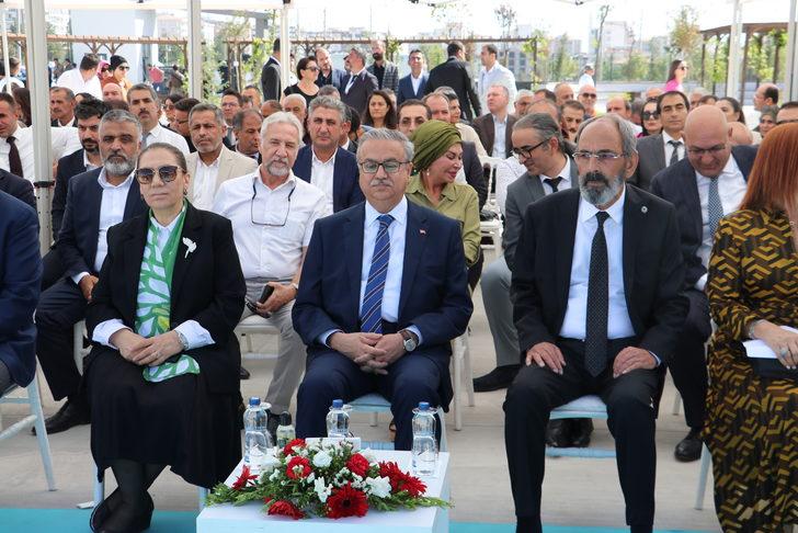 Diyarbakır'da hayırsever iş insanı adına yaptırılan ilkokulu açıldı G2