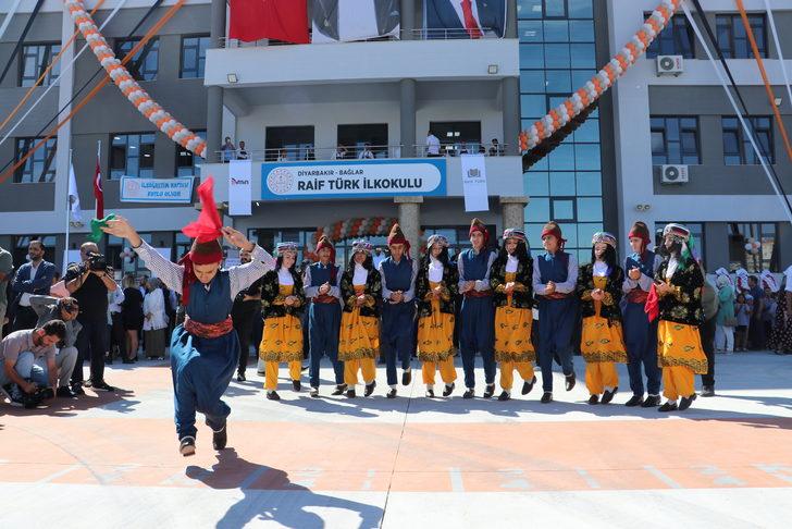 Diyarbakır'da hayırsever iş insanı adına yaptırılan ilkokulu açıldı G4