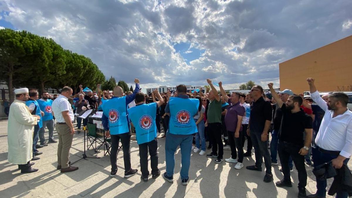 Tekirdağ'da T&uuml;rk Metal Sendikası işten &ccedil;ıkarılan &uuml;yeleri i&ccedil;in eylem yaptı