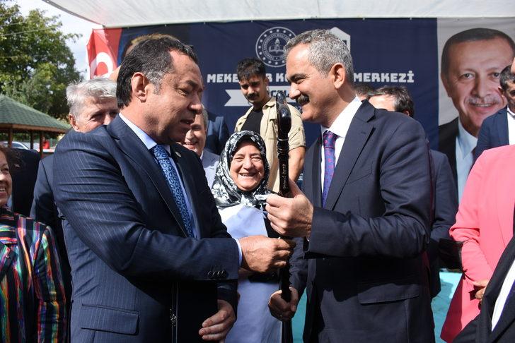 Milli Eğitim Bakanı Özer, Zonguldak'ta köy yaşam merkezi açılışına katıldı: G5
