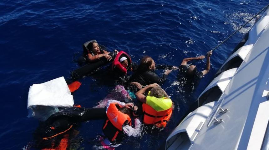 Son dakika: Yunanistan tarafından geri itilen düzensiz göçmenlerden 6 kişi hayatını kaybetti