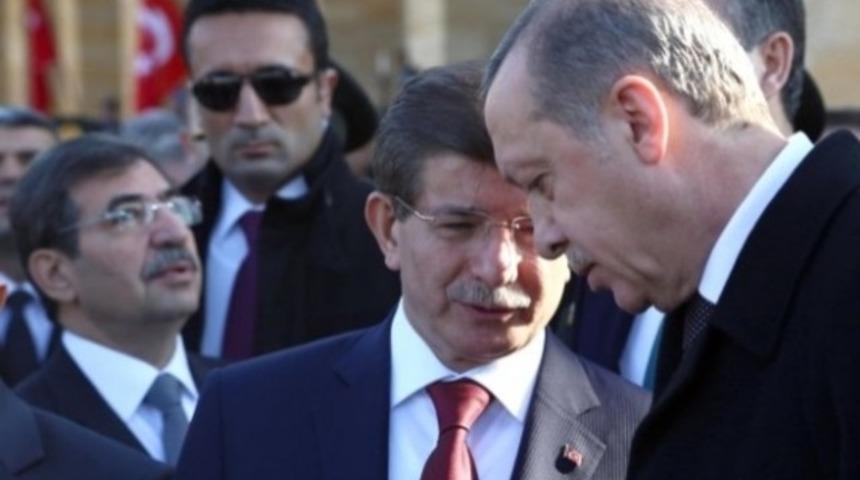Pelikan dosyası tekrar a&ccedil;ıldı: Davutoğlu, Erdoğan'ı dış politikada yanılttı, bela ve sıkıntıların m&uuml;sebbibi