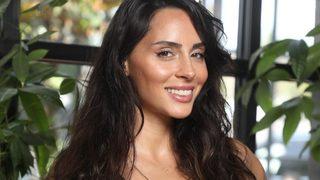 Amuda kalkarak yürekleri ağza getirmişti! Hepsi grubunun Yasemin Yürük'ü yarım üstüyle poz verdi