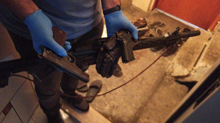 Bursa'da uyuşturucu ticareti yaptıkları iddia edilen 2 kişi yakalandı G2