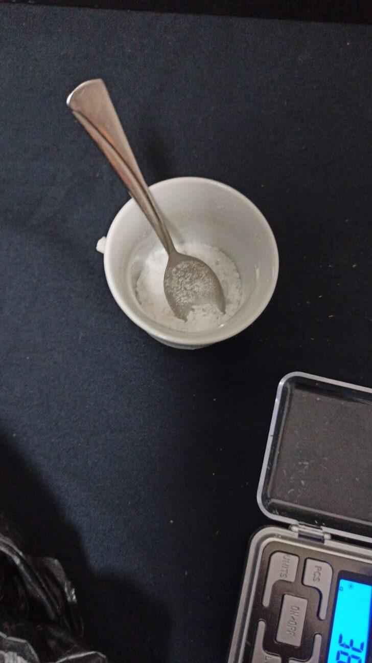 Bursa'da uyuşturucu ticareti yaptıkları iddia edilen 2 kişi yakalandı G4